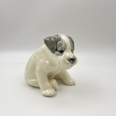 купить Статуэтка "Щенок", скульптор Е.М. Гуревич, фаянс, роспись, Конаковский фаянсовый завод им. М.И. Калинина (ЗиК Конаково), СССР, 1962-1991 гг.