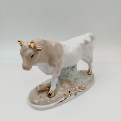 купить Статуэтка "Бык", фарфор, роспись, золочение, Elan Gallery, Великобритания, 2015-2020 гг.