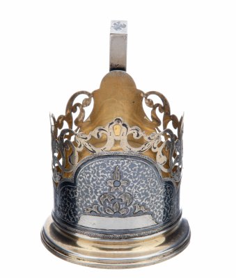 купить Подстаканник с растительным декором, серебро 875 пр., золочение, чернь, Кубачинский художественный комбинат, СССР, 1927-1954 гг.