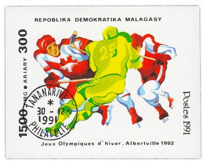 купить Мадагаскар (Малагасийская Республика) почтовый блок 1992 "Хоккей"