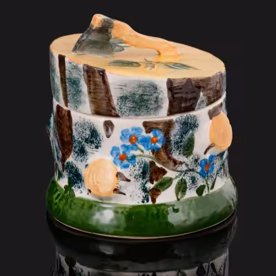 купить Шкатулка "Пень с топором", фаянс, роспись, глазурь, Конаковский фаянсовый завод им. М.И. Калинина (ЗиК Конаково), СССР, 1974-1991 гг.