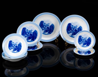 купить Набор посуды с декором в виде сельского пейзажа (10 предметов), фарфор, деколь, Colditz (Кольдиц), ГДР, 1960-1990 гг.