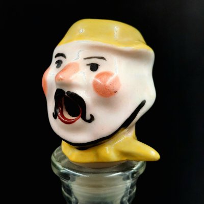 купить Пробка-наливайка для бутылки в виде головы клоуна, фарфор, роспись, Бронницкий завод фарфоровых изделий «Возрождение», фарфор, роспись, Бронницкий завод фарфоровых изделий «Возрождение», СССР, 1960-1980 гг.