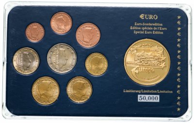 купить Люксембург набор из 8 монет евро и жетона 2002-2005, в футляре