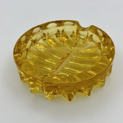 купить Пепельница ярко-жёлтого оттенка, цветное стекло, пресс, СССР, 1970-1990 гг.