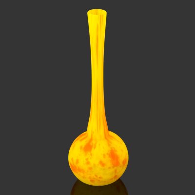 купить Ваза интерьерная длинногорлая (форма Berluze) матового желтого цвета, стекло, Европа, 1920-1950 гг.