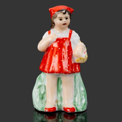 купить Статуэтка миниатюрная "Красная шапочка", автор Л.К. Клименкова-Краузе, фарфор, роспись, Первомайский фарфоровый завод (Песочное), СССР, 1950-1952 гг.