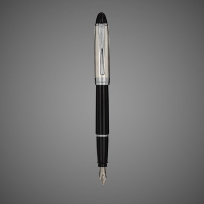 купить Перьевая ручка Aurora Ipsilon black CT, перо - М, в подарочной коробке, Драгметаллы: серебро, смола, 2026 г.