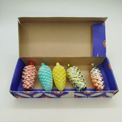 купить Набор из пяти елочных игрушек "Шишки" в родной упаковке, стекло, картон, метал, Московский завод ёлочных украшений, СССР, 1970-1980 гг.