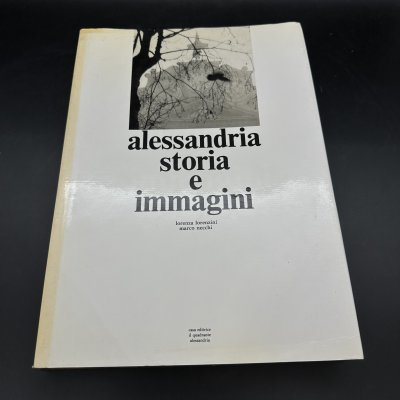 купить Альбом "Alessandria storia e immagini" (на итальянском), бумага, печать, Италия, 1982 г.