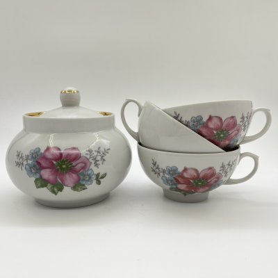 купить Набор посуды, состоящий из 3-х чайных чашек и сахарницы, фарфор, деколь, золочение, Дулевский фарфоровый завод (Дулёво), СССР, 1980-1991 гг.