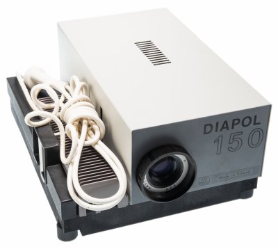 купить Слайд-проектор "Diapol 150", металл, пластик, с инструкцией, Польский оптический завод, г. Варшава, Польша, 1985 г.