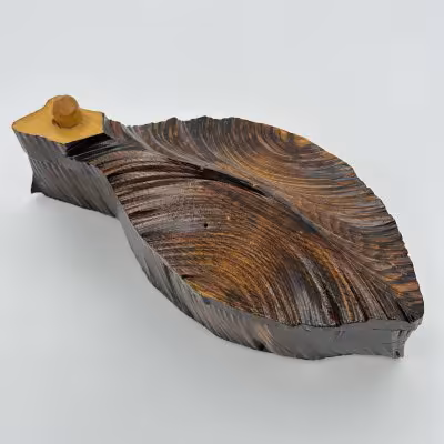 купить Шкатулка резная "Лист", дерево, резьба, лак, СССР, 1980-1990 гг.