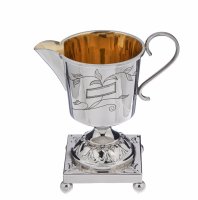 купить Молочник в форме кубка с растительным декором, металл, золочение, Западная Европа, 1950-1970 гг.