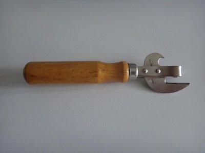 купить Консервный нож, сталь, дерево, СССР, 1950-1980 гг.