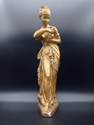 купить Статуэтка "Девушка с птицей", гипс, золочение, 1970-2000 гг.