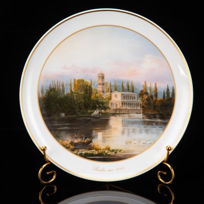 купить Тарелка декоративная "Цepкoвь Cпacитeля в пopту Зaкpoвa, 1843 г.", автор Карл Даниэль Фрейданк, фарфор, деколь, золочение, KPM (Königliche Porzellan-Manufaktur), Германия, 1980-1990 гг.