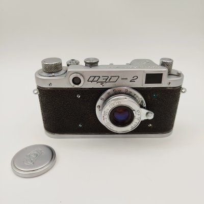 купить Фотоаппарат пленочный "ФЭД-2" с объективом ФЭД f3.5/50, металл, стекло, Харьковский машиностроительный завод им. Дзержинского (ФЭД), СССР, 1955-1970 гг.