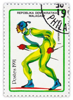 купить Мадагаскар (Малагасийская Республика) почтовая марка 200 ариари 1991 Лыжи