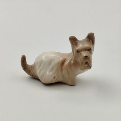 купить Статуэтка миниатюрная "Шотландский терьер" ("Шотландка"), скульптор Н.Е. Муратов, фарфор, СССР, 1970-1980 гг.