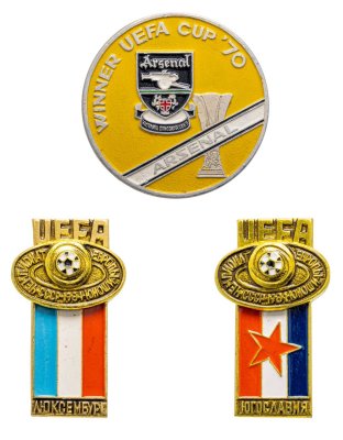 купить Значок набор из 3 штук UEFA (Югославия, Люксембург), Арсенал 1970