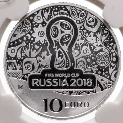 купить Италия 10 евро 2018 "Чемпионат мира по футболу в России" в слабе
