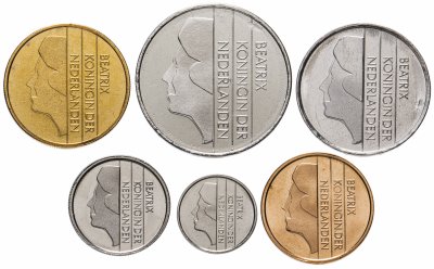 купить Нидерланды набор из 14 монет "Введение евро" в блистере