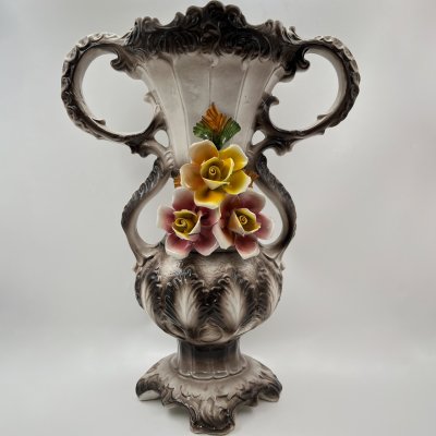 купить Ваза с лепным цветочным декором, фаянс, роспись, Capodimonte (Каподимонте), Италия, 1960-1990 гг.