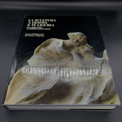 купить Книга "La scultura a Genova e in Liguria Dal Seicento al primo Novecento" Volume II, Cassa risparmio Genova e Imperia Carige, бумага, печать, суперобложка, Италия, 1988 г.
