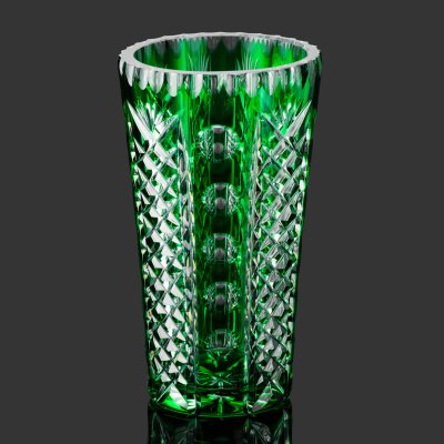 купить Ваза для цветов зеленого оттенка, декорированная линзами и геометрическим узором, хрусталь, алмазная грань, Германия, 1970-1990 гг.