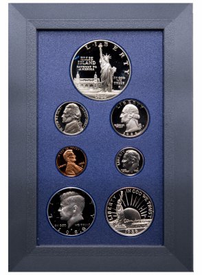купить США годовой набор из 7 монет 1986 "100 лет статуе Свободы" в подарочной коробке с сертификатом подлинности