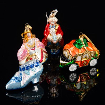 купить Набор елочных игрушек в коробке "Золушка", фирма "Komozja", стекло, роспись, золочение, дерево, Польша, 2000-2010 гг.