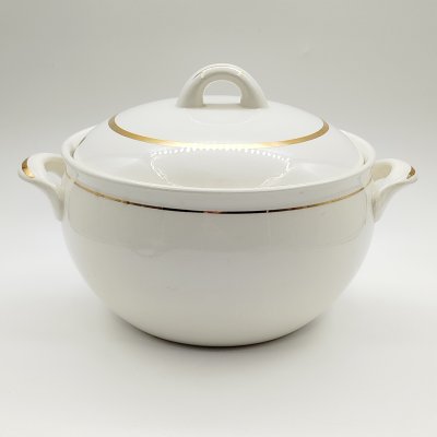 купить Супница с крышкой, украшенная минималистичным декором, фаянс, золочение, Конаковский фаянсовый завод им. М.И. Калинина (ЗиК Конаково), СССР, 1974-1991 гг.