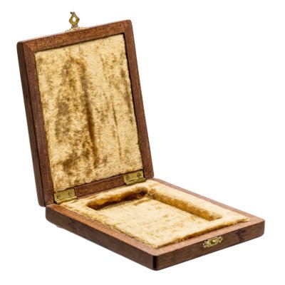 купить Коробка (бокс) под 1 слаб NGC, PCGS, ННР (монеты в слабах NGC, PCGS, ННР ) из настоящего красного дерева с внутренней отделкой из специальной ткани