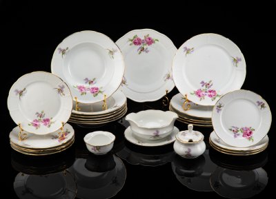 купить Сервиз столовый с цветочным декором на 5 персон (24 предмета), фарфор, деколь, золочение, Thun (Тун), Чехословакия, 1960-1990 гг.