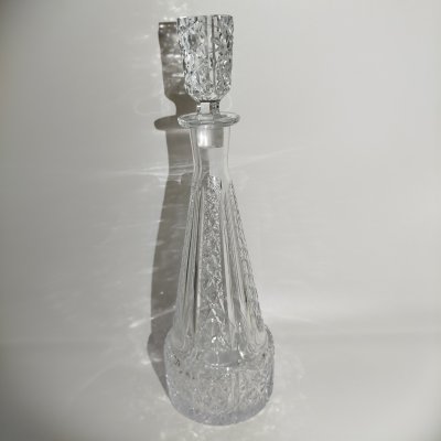 купить Графин (штоф) с рельефным декором, хрусталь, алмазная грань, СССР, 1970-1990 гг.