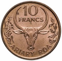 Купить Мадагаскар 10 франков (francs) 1996