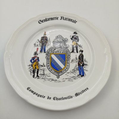 купить Тарелка декоративная (настенная), "Gendarmerie Nationale", фарфор, деколь, Бельгия, 1970-1990 гг.