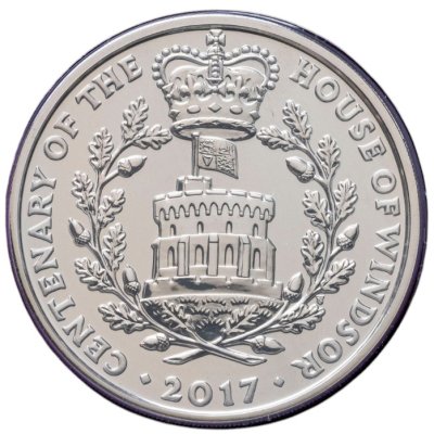 купить Великобритания 5 фунтов (pounds) 2017 100 лет Дому Виндзоров, в буклете