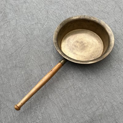 купить Таз с ручкой для варки варенья, латунь, дерево, Кольчугинский завод цветных металлов, СССР, 1950-1970 гг.