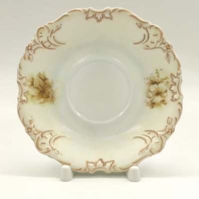 купить Блюдце с цветочным рельефным декором, Old Ivory, фарфор, деколь с подрисовкой, Hermann Ohme, Германия, 1883-1930 гг.