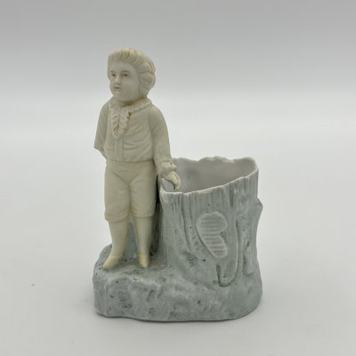 купить Вазочка (спичечница, карандашница) с фигурой мальчика, бисквит, роспись, Российская империя, 1900-1910 гг.