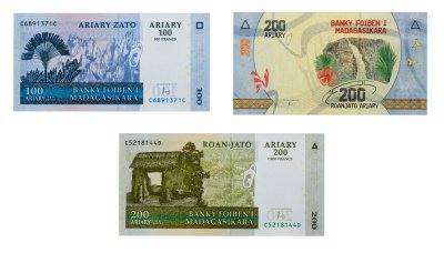 купить Мадагаскар набор из 3 банкнот 100, 200(2004) и 200(2017) ариари