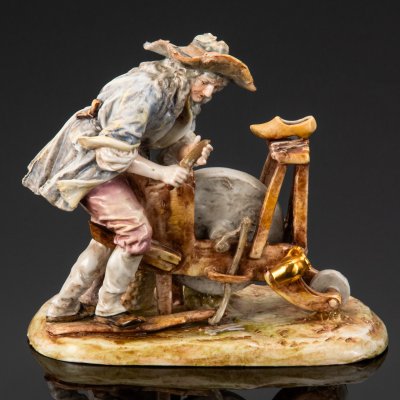 купить Статуэтка "Сапожник", Zen, Scherzer & Co., фарфор, роспись, Германия, 1960-1970 гг.