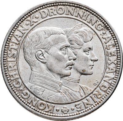 купить Дания 2 кроны 1923 "Серебряная свадьба Кристиана X и Александрины"