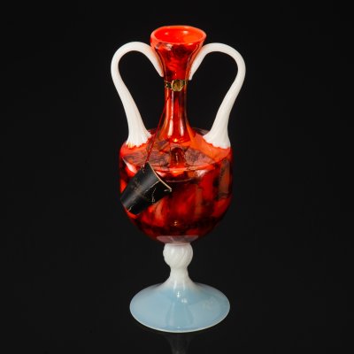 купить Ваза оранжевого цвета, с ручками и белой витой ножкой, Vetreria la Toscana, Opaline Veritable, стекло, опаловое, гутная техника, люстр, Италия, 1950-1970 гг.