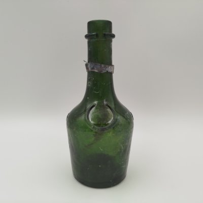 купить Бутылка из-под ликёра "Benedictine", стекло, Западная Европа, 1900-1940 гг.