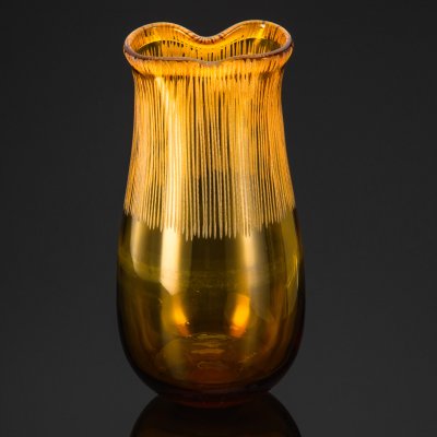 купить Ваза интерьерная высокая, насыщенного янтарного оттенка, стекло, гравировка, Европа, 1970-1990 гг.