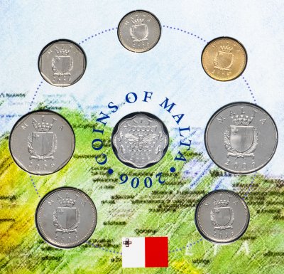 купить Мальта 2006 официальный набор из 8 штук в буклете