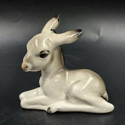 купить Статуэтка "Ослик лежащий", скульптор П.П. Веселов, фарфор, роспись, аэрография, Императорский фарфоровый завод (ИФЗ), Российская Федерация, 1970-1992 гг.